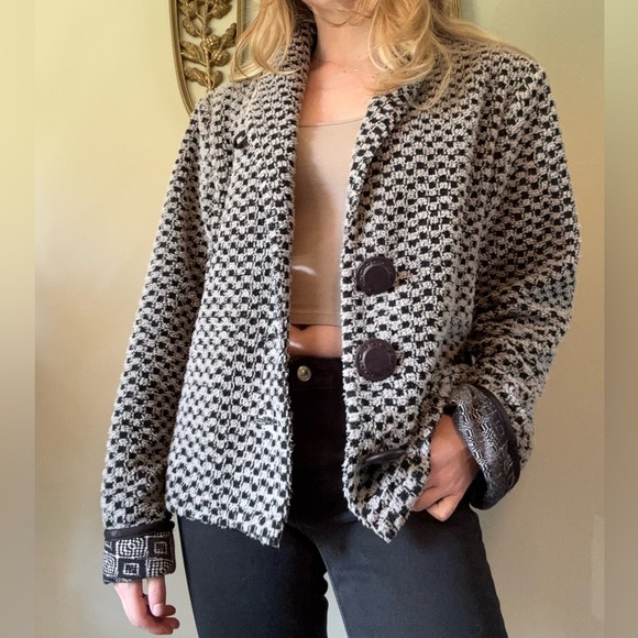 Vintage Sherpa Jacket - Picture 5 of 11